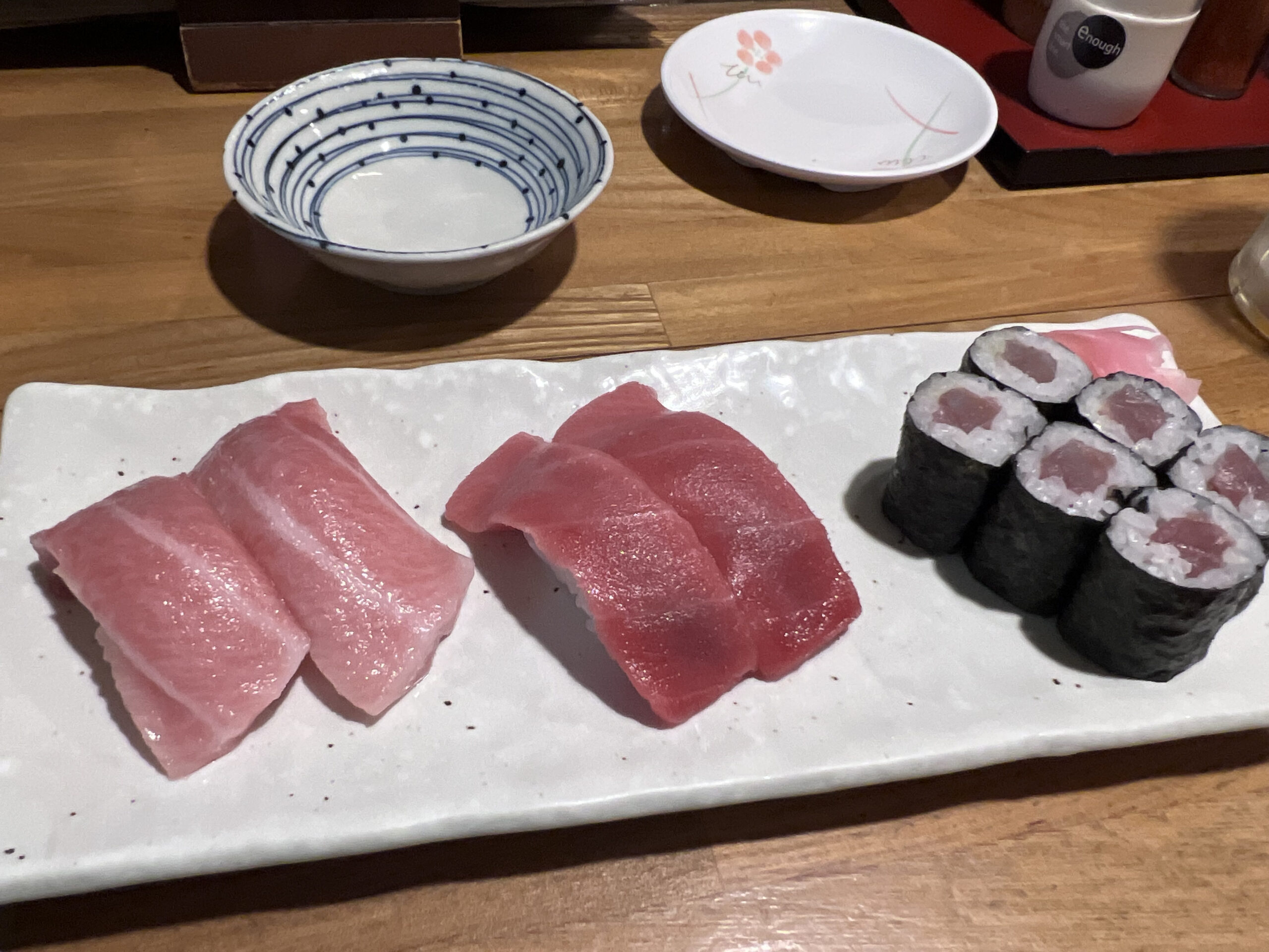 マグロ寿司三種盛り（大トロ・中トロ・鉄火巻）